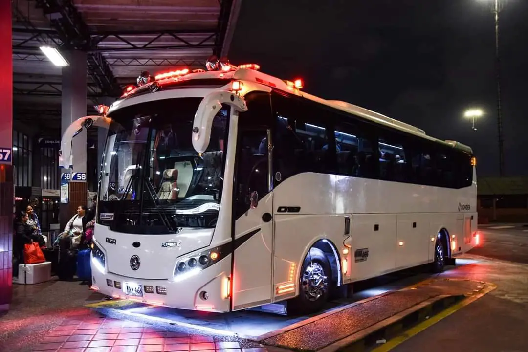 AGA Spirit Hino RK 2016 - Clasifibuses | Venta de buses en Colombia