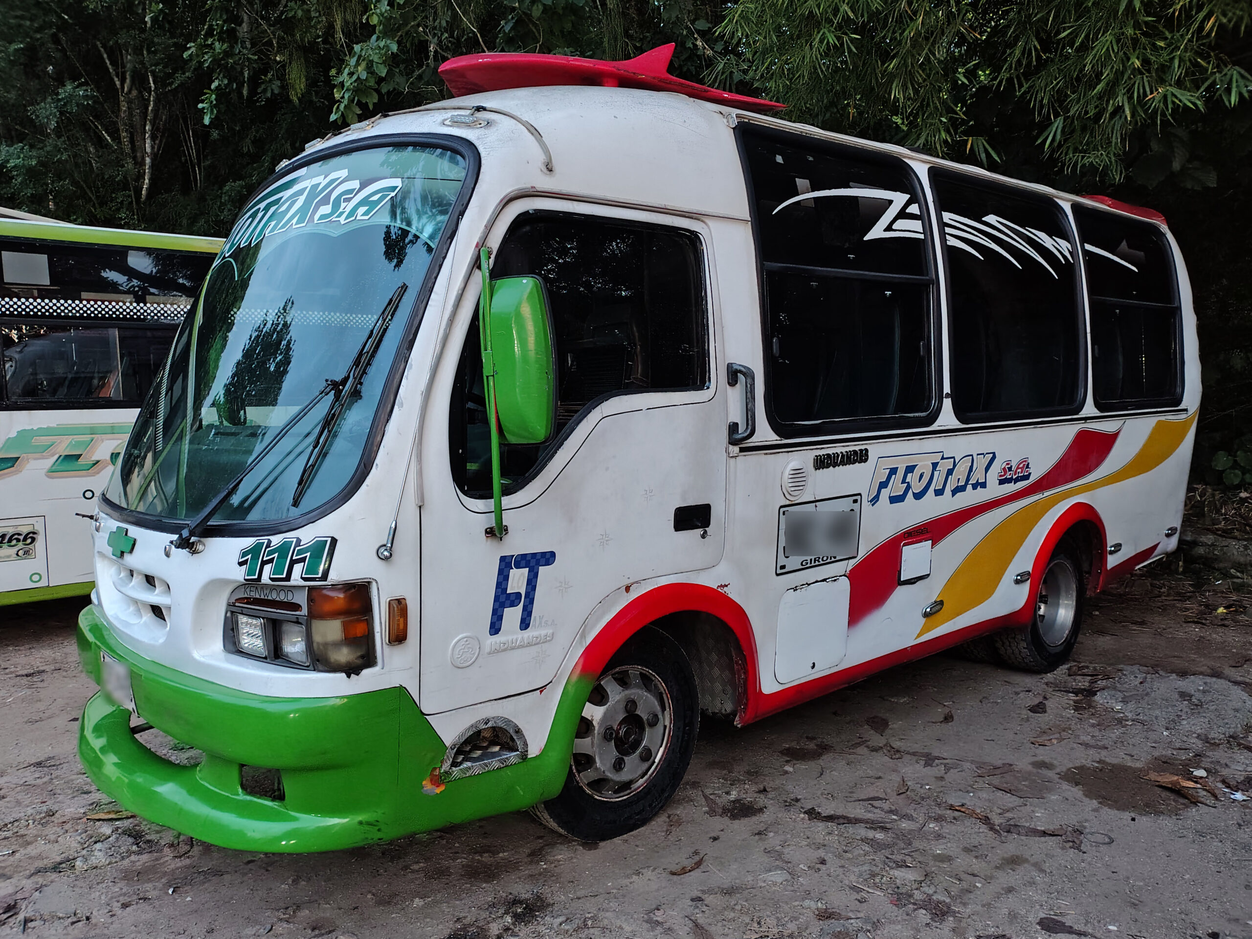 Chevrolet NKR 2004 - Imagen 2