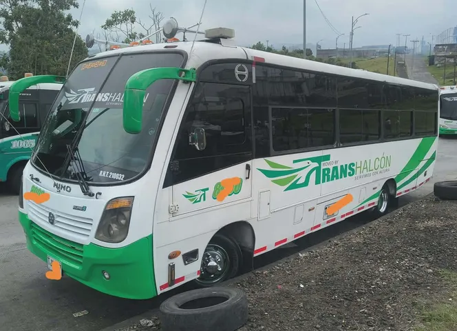 Hino 500 2014 - Imagen 4